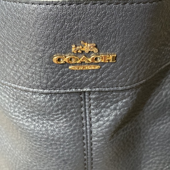 Large Coach three compartment shoulder bag in deep gray. Gold logo and hardware. - Picture 4 of 4